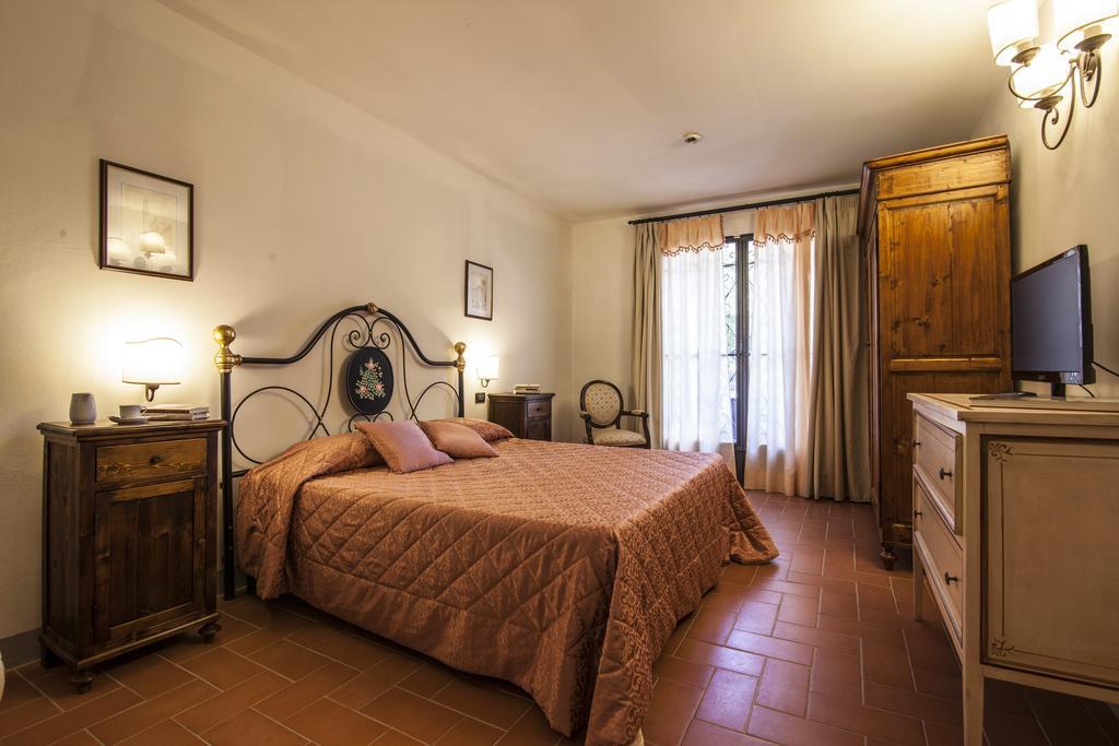 Borgo Mucellena Guest House Casole d'Elsa Exterior photo