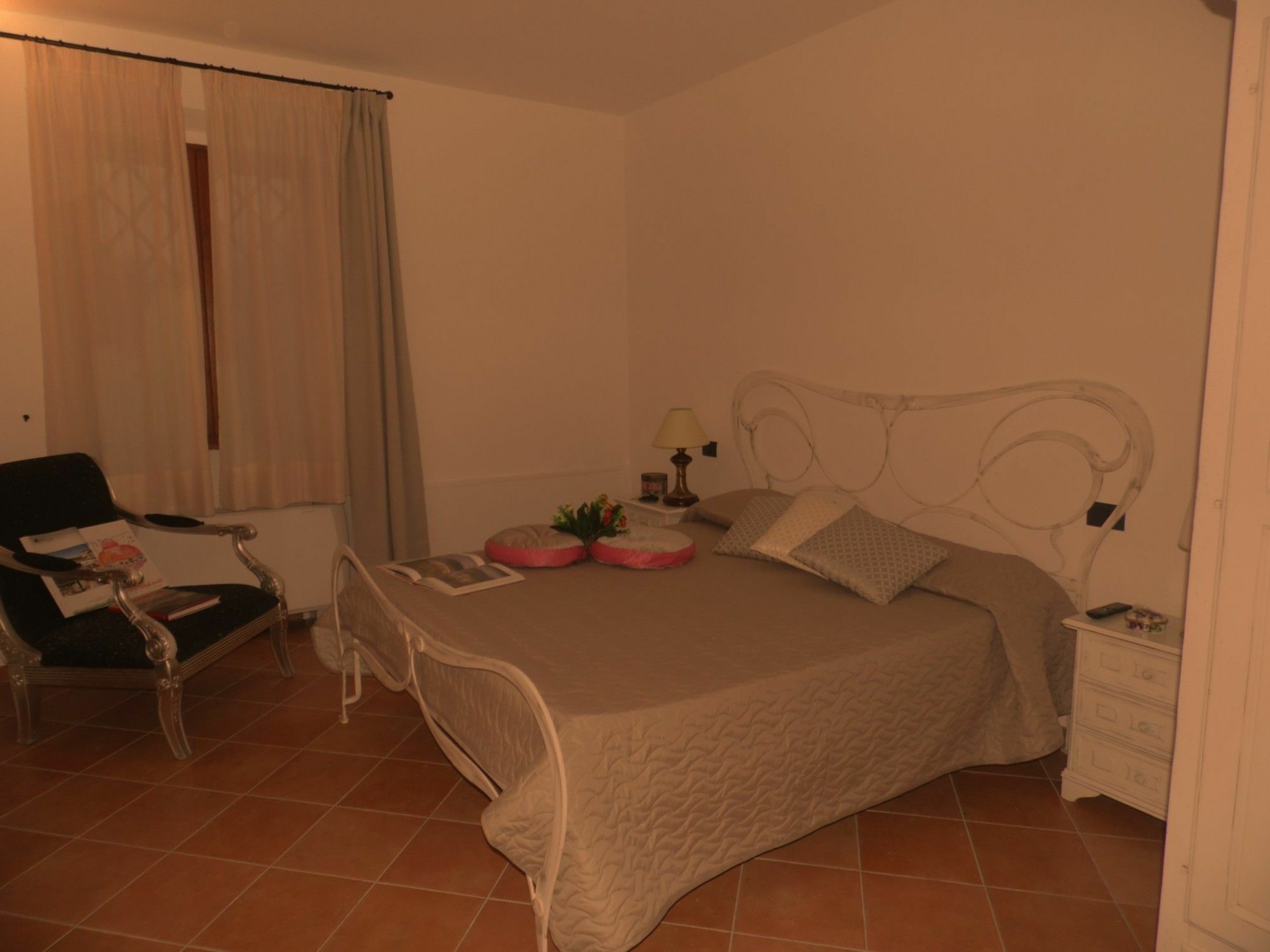 Borgo Mucellena Guest House Casole d'Elsa Exterior photo